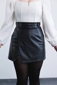Шкіряні шорти-спідниця (мод2)