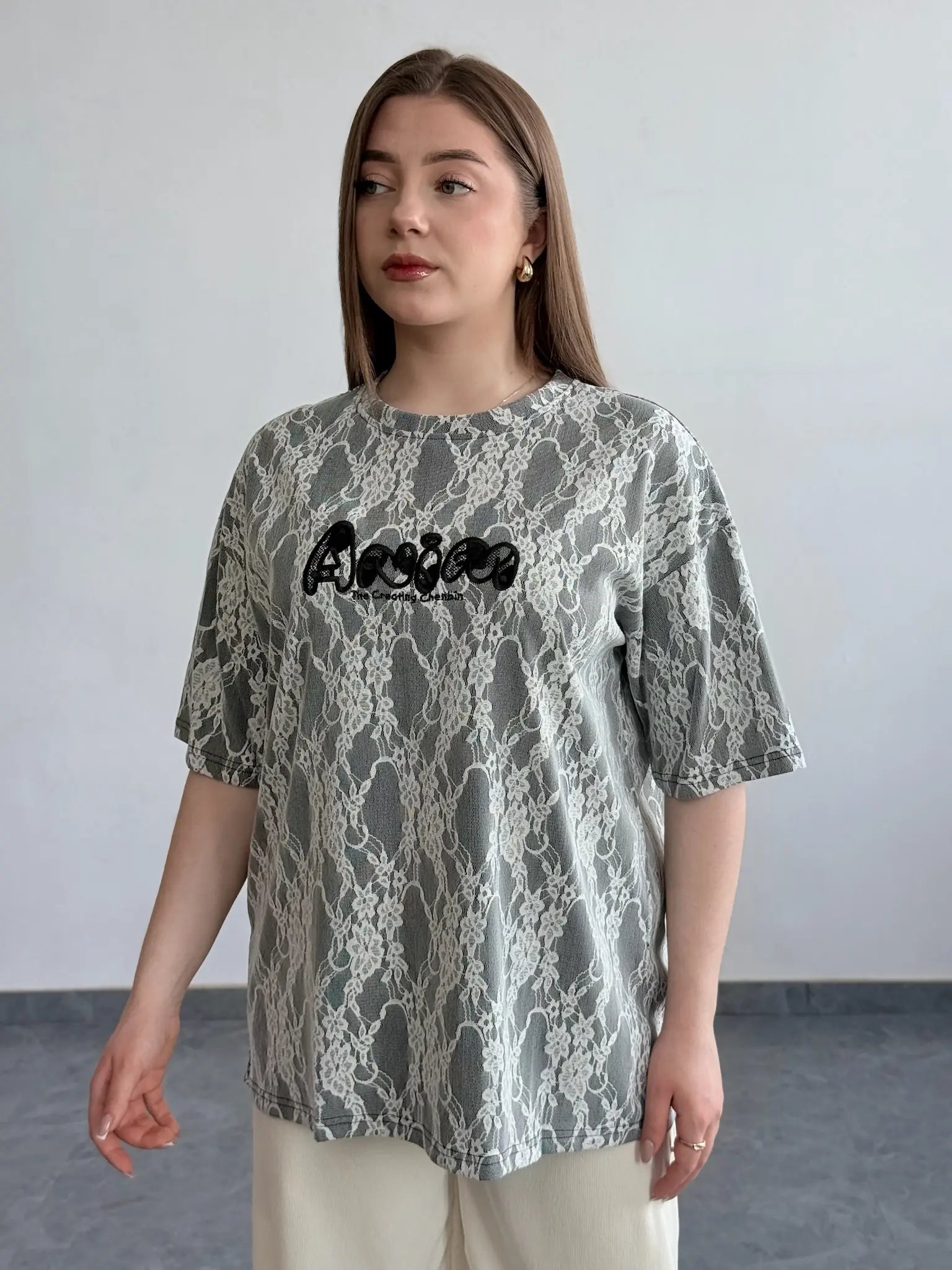 Футболка з мереживом