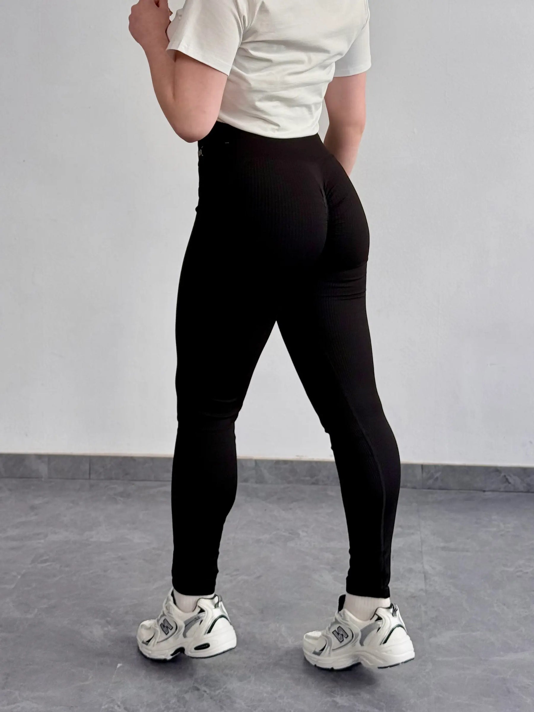 Лосини пуш-ап з надписом в рубчик