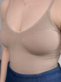 Коригуюча майка