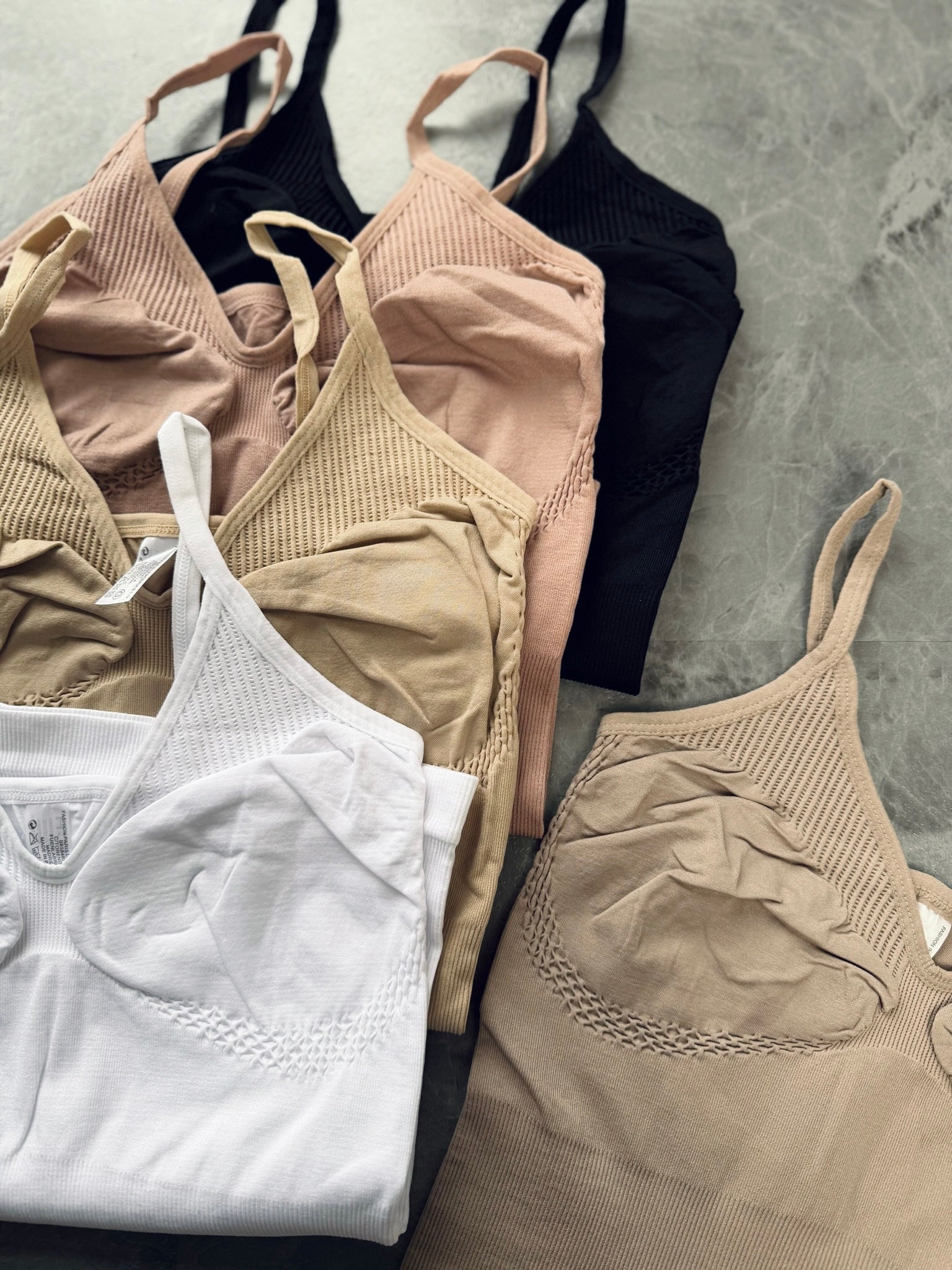 Коригуюча майка