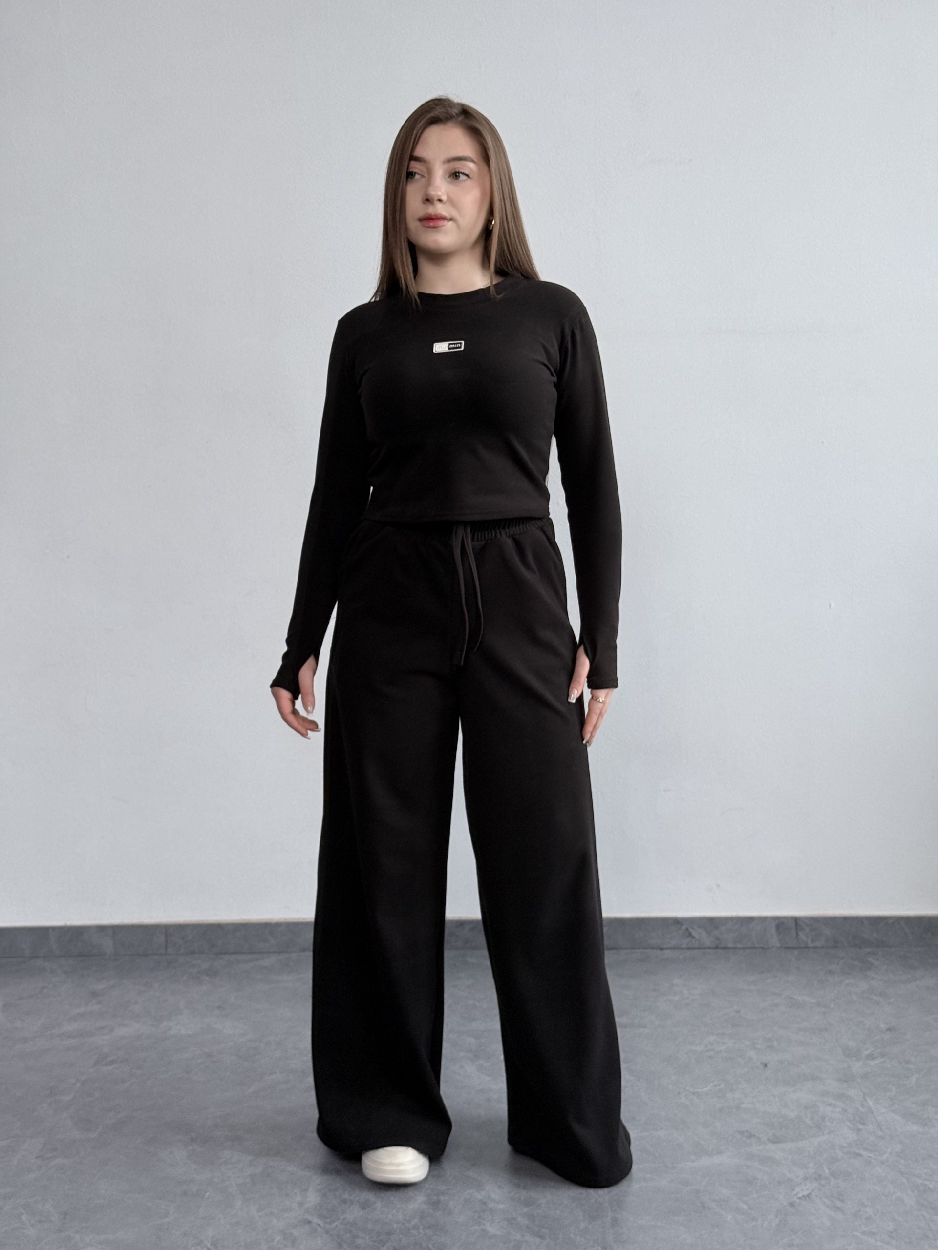 Костюм з тканини пума