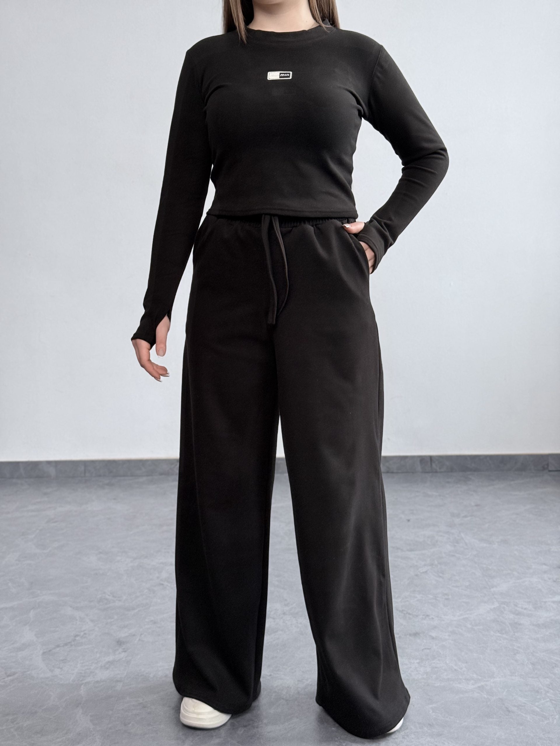 Костюм з тканини пума