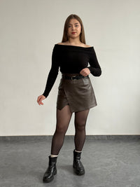 Котоновий лонгслів з відкритими плечима