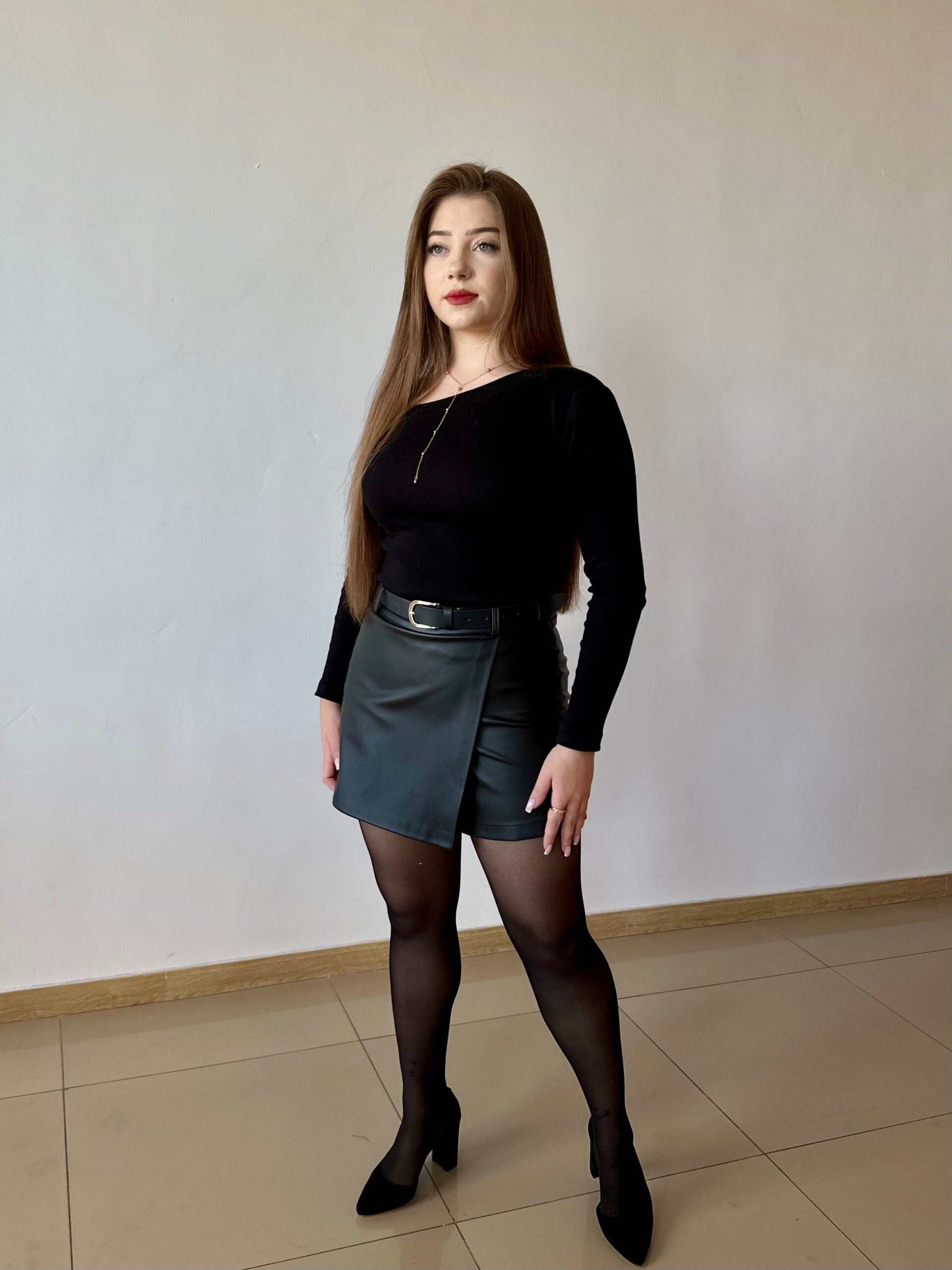 Шкіряні шорти-спідниця